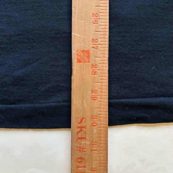 Coyote Ugly NYC bar souvenir T-shirt, excellent used condition - Picture 9 of 9